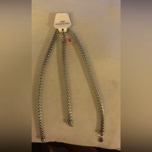 Necklace and bracelet set